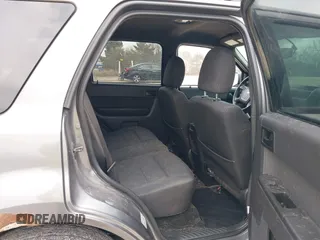 2012 Ford Escape XLT с VIN 1FMCU9DG7CKC60929, выставлен на аукционе IAAI как лот 42080935 с пробегом 246 476 миль миль и . История ставок и продаж доступна на DreamBid. Изображение 8.
