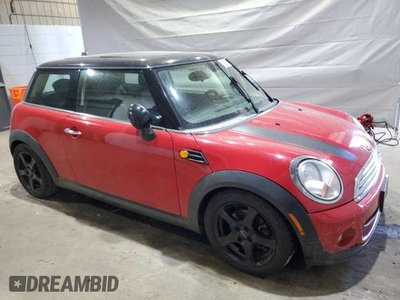2013 MINI Hardtop with VIN WMWSU3C50DT679162, listed as a Copart auction lot 64957275 with 140,438 mi miles and Clean title. Bid and sale history available at DreamBid. Image 4.