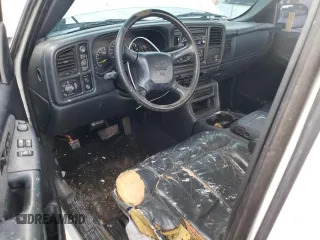 1999 GMC New Sierra 1500 SLE with VIN 2GTEK19T2X1517317, listed as a Copart auction lot 78908864 with 323,309 mi miles and Salvage Title. Bid and sale history available at carsss.com. Image 8.