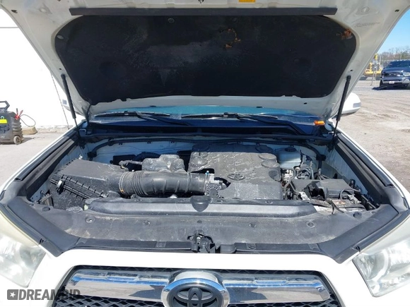 2011 Toyota 4Runner Trail with VIN JTEBU5JR8B5042490, listed as a IAAI auction lot 41848866 with 332,144 mi miles. Bid and sale history available at carsss.com. Image 10.