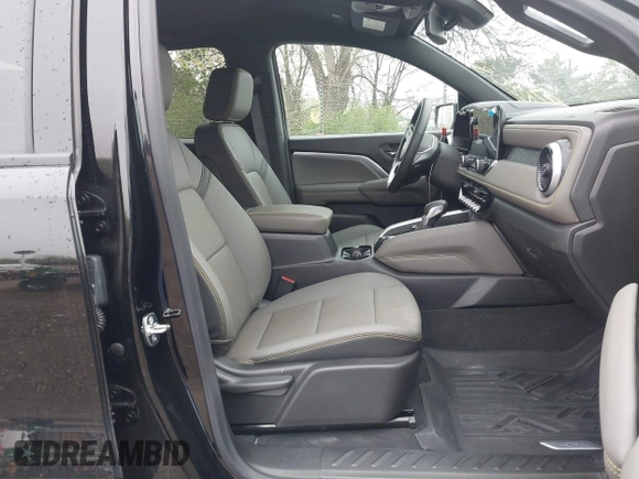 2024 Chevrolet Colorado 4WD ZR2 with VIN 1GCPTFEK4R1270553, listed as a IAAI auction lot 42208616 with 3,700 mi miles and . Bid and sale history available at DreamBid. Image 5.