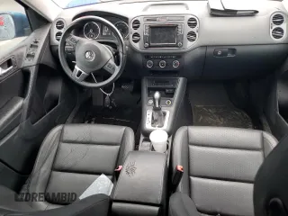 2017 Volkswagen Tiguan S with VIN WVGAV7AX7HW501479, listed as a Copart auction lot 56582705 with 157,414 mi miles and Clean Title. Bid and sale history available at DreamBid. Image 8.