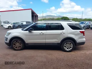 2016 Ford Explorer XLT with VIN 1FM5K7D87GGA58287, listed as a IAAI auction lot 41724911 with 137,086 mi miles and . Bid and sale history available at carsss.com. Image 14.