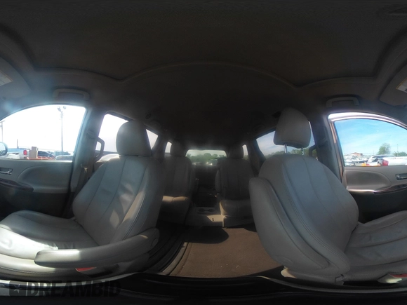 2013 Toyota Sienna XLE AAS with VIN 5TDYK3DC5DS331291, listed as a IAAI auction lot 42090586 with 176,711 mi miles and . Bid and sale history available at carsss.com. Image 18.