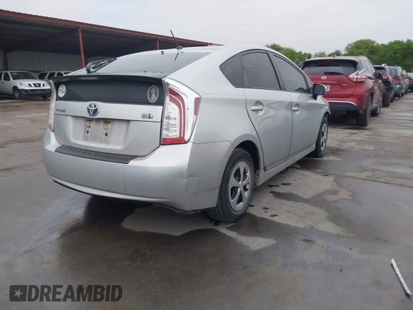 2013 Toyota Prius One with VIN JTDKN3DU8D5687181, listed as a IAAI auction lot 41901329 with 142,016 mi miles. Bid and sale history available at carsss.com. Image 4.