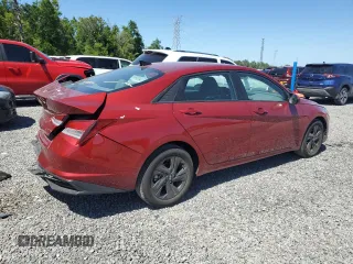 2023 Hyundai Elantra SEL z VIN KMHLM4AG5PU597620, wystawiony jako Copart lot #52069715 z przebiegiem 22 630 mil mil oraz Nie do naprawy • Non repairable. Historia ofert i sprzedaży dostępna na DreamBid. Obrazek 3.