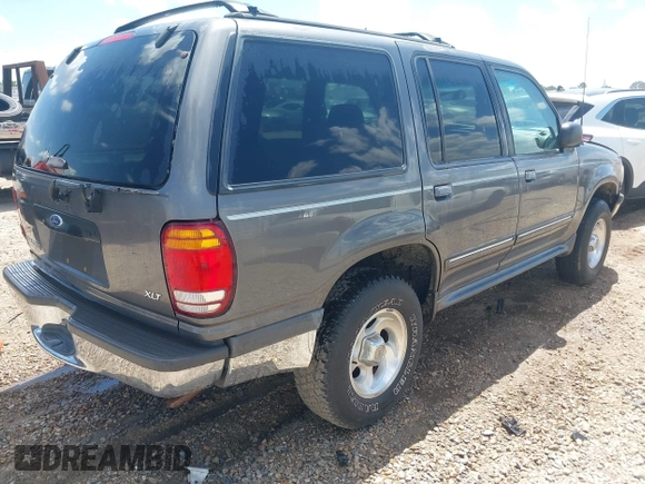 1998 Ford Explorer with VIN 1FMZU32X5WUB79785, listed as a IAAI auction lot 41958251 with 156,787 mi miles and . Bid and sale history available at DreamBid. Image 4.