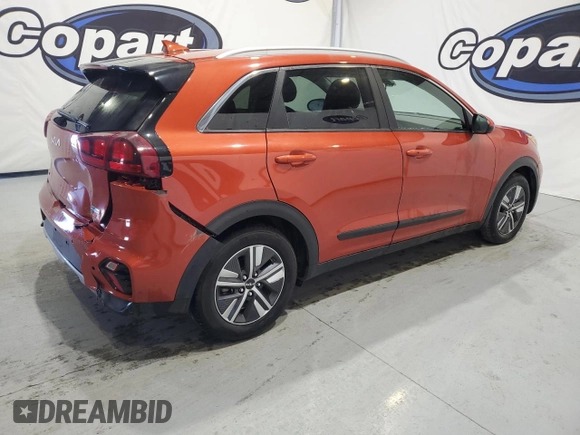 2022 Kia Niro LXS SE with VIN KNDCB3LC8N5504675, listed as a Copart auction lot 77027994 with 44,953 mi miles and Salvage Title. Bid and sale history available at carsss.com. Image 3.