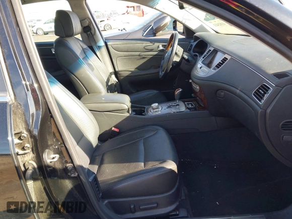 2011 Hyundai Genesis with VIN KMHGC4DF0BU114549, listed as a IAAI auction lot 41824114 with 142,970 mi miles. Bid and sale history available at carsss.com. Image 5.