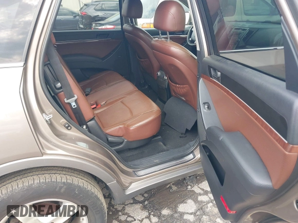 2011 Hyundai Veracruz Limited with VIN KM8NU4CC4BU150384, listed as a IAAI auction lot 42300346 with 156,864 mi miles and . Bid and sale history available at DreamBid. Image 8.