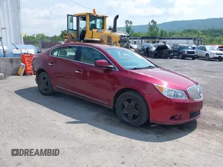 2010 Buick LaCrosse CX z VIN 1G4GB5EGXAF187978, wystawiony jako IAAI lot #42470017 z przebiegiem 133 355 mil mil oraz . Historia ofert i sprzedaży dostępna na DreamBid. Obrazek 1.