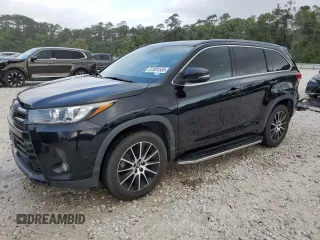 2017 Toyota Highlander XLE with VIN 5TDKZRFH5HS198499, listed as a Copart auction lot 51581555 with 109,239 mi miles and Clean title. Bid and sale history available at DreamBid. Image 1.