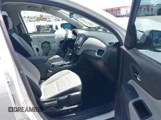2020 Chevrolet Equinox LT z VIN 3GNAXKEV0LS650936, wystawiony jako IAAI lot #42263480 z przebiegiem 51 723 mil mil oraz . Historia ofert i sprzedaży dostępna na DreamBid. Obrazek 5.