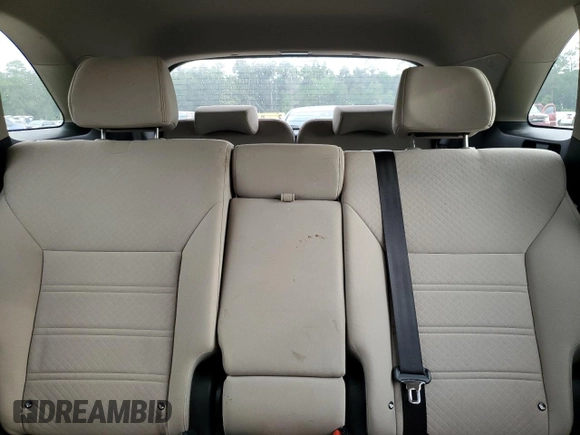 2018 Kia Sorento L z VIN 5XYPG4A35JG342050, wystawiony jako Copart lot #54517715 z przebiegiem 121 415 mil mil oraz Szkoda całkowita • Salvage title. Historia ofert i sprzedaży dostępna na DreamBid. Obrazek 10.