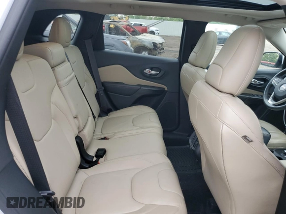 2015 Jeep Cherokee Limited z VIN 1C4PJMDS3FW511528, wystawiony jako Copart lot #58977015 z przebiegiem 167 652 mil mil oraz Czysty tytuł • Clean title. Historia ofert i sprzedaży dostępna na DreamBid. Obrazek 11.