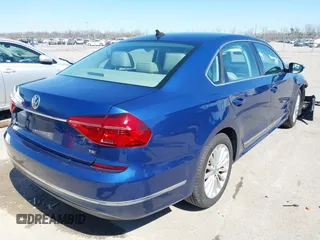 2016 Volkswagen Passat SE z VIN 1VWBS7A36GC047480, wystawiony jako IAAI lot #41685321 z przebiegiem 121 379 mil mil oraz . Historia ofert i sprzedaży dostępna na DreamBid. Obrazek 4.