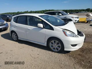 2009 Honda Fit Sport with VIN JHMGE88409S070913, listed as a Copart auction lot 58187375 with 220,913 mi miles and Salvage title. Bid and sale history available at DreamBid. Image 4.