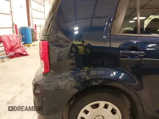 2015 Scion xB with VIN JTLZE4FE7FJ071481, listed as a IAAI auction lot 41520058 with 175,714 mi miles. Bid and sale history available at carsss.com. Image 20.