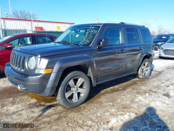 2017 Jeep Patriot High Altitude with VIN 1C4NJRFB7HD155035, listed as a IAAI auction lot 41321477 with 83,027 mi miles. Bid and sale history available at carsss.com. Image 17.