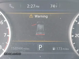 2017 Nissan Murano SL z VIN 5N1AZ2MG5HN104247, wystawiony jako IAAI lot #42102129 z przebiegiem 158 944 mil mil oraz . Historia ofert i sprzedaży dostępna na DreamBid. Obrazek 7.
