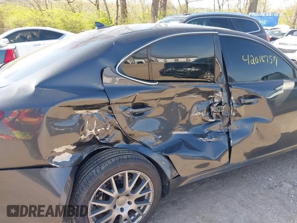 2009 Lexus IS 250 with VIN JTHCK262695031375, listed as a IAAI auction lot 42018757 with 170,000 mi miles and . Bid and sale history available at DreamBid. Image 6.
