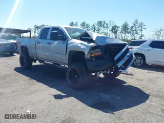 2016 Chevrolet Silverado 1500 Custom with VIN 1GCVKPEC1GZ322549, listed as a IAAI auction lot 41789704 with 162,953 mi miles. Bid and sale history available at carsss.com. Image 1.