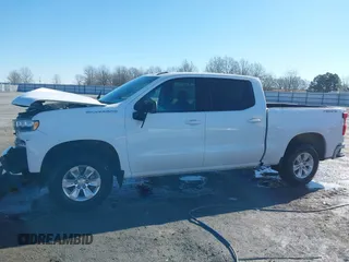 2021 Chevrolet Silverado 1500 LT with VIN 1GCUYDED2MZ377265, listed as a IAAI auction lot 41392703 with 109,352 mi miles. Bid and sale history available at carsss.com. Image 14.