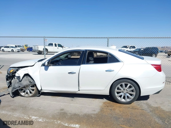 2015 Chevrolet Malibu LTZ with VIN 1G11F5SL5FU148839, listed as a IAAI auction lot 41692961 with 282,375 mi miles. Bid and sale history available at carsss.com. Image 14.