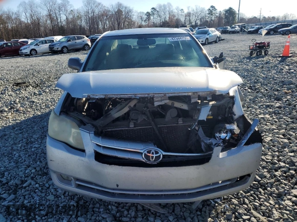 2006 Toyota Avalon XL with VIN 4T1BK36B36U163963, listed as a Copart auction lot 47344755 with 285,585 mi miles and Salvage Title. Bid and sale history available at DreamBid. Image 5.