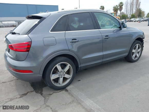 2015 Audi Q3 2.0T Premium Plus with VIN WA1EFCFSXFR009768, listed as a IAAI auction lot 41974476 with 53,013 mi miles. Bid and sale history available at carsss.com. Image 4.