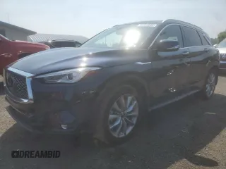 2021 Infiniti QX50 Essential z VIN 3PCAJ5CBXMF118608, wystawiony jako Copart lot #60856885 z przebiegiem 31 040 mil mil oraz Czysty tytuł • Clean title. Historia ofert i sprzedaży dostępna na DreamBid. Obrazek 1.