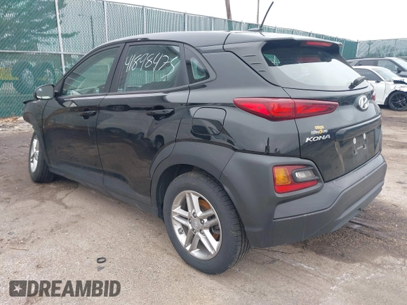 2021 Hyundai Kona SE z VIN KM8K1CAA8MU738427, wystawiony jako IAAI lot #41898475 z przebiegiem 53 112 mil mil oraz . Historia ofert i sprzedaży dostępna na DreamBid. Obrazek 3.