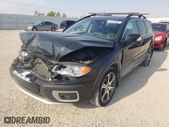 2012 Volvo XC70 T6 with VIN YV4902BZ7C1142890, listed as a Copart auction lot 61232062 with 124,365 mi miles and Salvage Title. Bid and sale history available at DreamBid. Image 2.