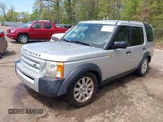 2005 Land Rover LR3 SE with VIN SALAE25475A318916, listed as a IAAI auction lot 42103237 with 216,795 mi miles and . Bid and sale history available at DreamBid. Image 17.