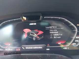 2022 BMW M8 Competition z VIN WBSGV0C09NCJ02570, wystawiony jako IAAI lot #42234609 z przebiegiem 63 712 mil mil oraz . Historia ofert i sprzedaży dostępna na DreamBid. Obrazek 7.