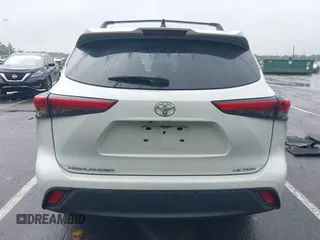 2022 Toyota Highlander LE with VIN 5TDBZRBH8NS242559, listed as a IAAI auction lot 42366399 with 200,915 mi miles and . Bid and sale history available at DreamBid. Image 16.
