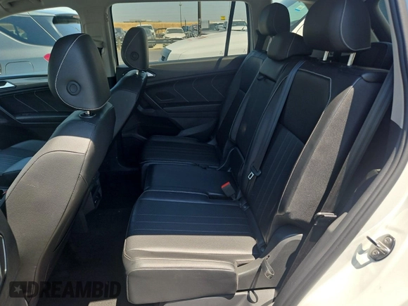 2024 Volkswagen Tiguan SE с VIN 3VV3B7AX0RM096462, выставлен на аукционе IAAI как лот 42844462 с пробегом 33 442 миль миль и . История ставок и продаж доступна на DreamBid. Изображение 3.