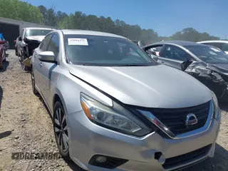 2016 Nissan Altima SR z VIN 1N4AL3AP9GC210989, wystawiony jako IAAI lot #42084371 z przebiegiem 176 135 mil mil oraz . Historia ofert i sprzedaży dostępna na DreamBid. Obrazek 1.