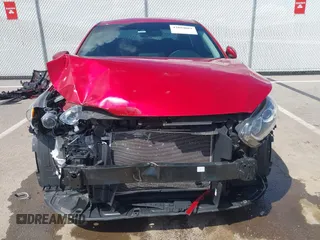 2021 Kia Forte LXS с VIN 3KPF24AD4ME288907, выставлен на аукционе IAAI как лот 42084081 с пробегом 47 786 миль миль и . История ставок и продаж доступна на DreamBid. Изображение 6.