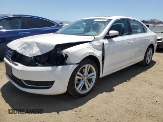 2015 Volkswagen Passat SE z VIN 1VWBV7A39FC053232, wystawiony jako Copart lot #60936005 z przebiegiem 24 801 mil mil oraz Szkoda całkowita • Salvage title. Historia ofert i sprzedaży dostępna na DreamBid. Obrazek 1.