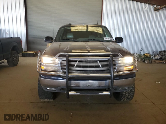 2004 GMC Yukon SLE with VIN 1GKEK13T94J210449, listed as a Copart auction lot 48024255 with 262,562 mi miles and Clean Title. Bid and sale history available at carsss.com. Image 5.