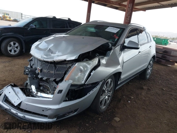 2012 Cadillac SRX Performance Collection with VIN 3GYFNEE36CS636375, listed as a IAAI auction lot 41939943 with Not Provided miles. Bid and sale history available at carsss.com. Image 17.