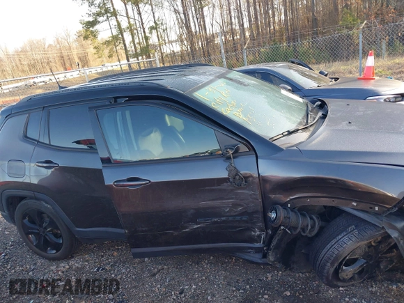 2020 Jeep Compass Latitude w/Sun/Safety Pkg with VIN 3C4NJCBB9LT236530, listed as a IAAI auction lot 41516261 with 67,158 mi miles. Bid and sale history available at carsss.com. Image 13.