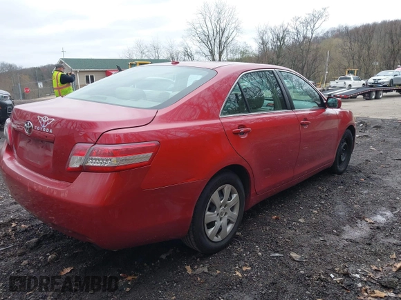 2011 Toyota Camry LE with VIN 4T1BF3EK4BU701750, listed as a IAAI auction lot 42007119 with 286,100 mi miles. Bid and sale history available at carsss.com. Image 4.