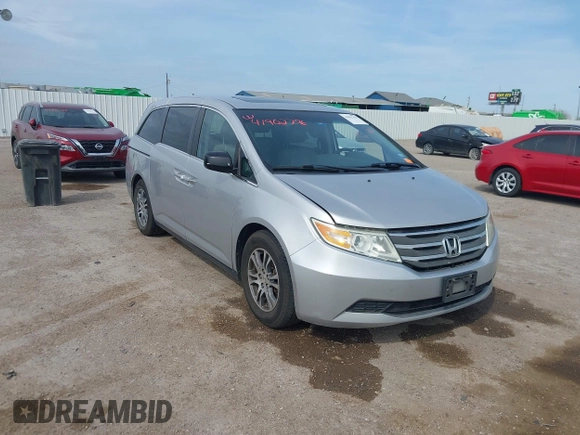 2013 Honda Odyssey EX-L with VIN 5FNRL5H69DB022042, listed as a IAAI auction lot 41902796 with 178,198 mi miles and . Bid and sale history available at carsss.com. Image 1.