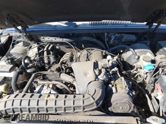 2000 Ford Explorer with VIN 1FMDU72XXYUB63358, listed as a IAAI auction lot 41771800 with 165,623 mi miles and . Bid and sale history available at DreamBid. Image 10.