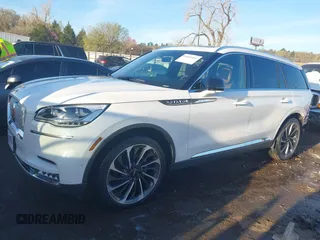 2020 Lincoln Aviator Reserve with VIN 5LM5J7XC8LGL36060, listed as a IAAI auction lot 41851651 with 36,367 mi miles and . Bid and sale history available at DreamBid. Image 15.