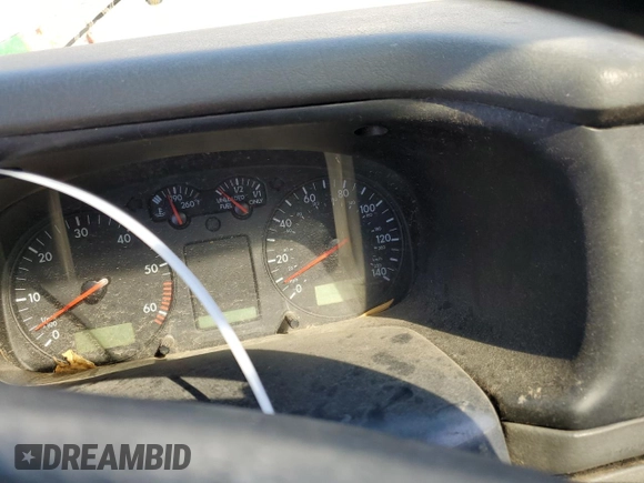 2000 Volkswagen EuroVan с VIN WV2MH4701YH133906, выставлен на аукционе Copart как лот 72370794 с пробегом Не указан миль и Чистый • Clean title. История ставок и продаж доступна на DreamBid. Изображение 9.