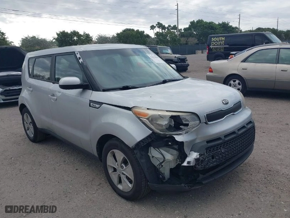2015 Kia Soul with VIN KNDJN2A20F7797173, listed as a IAAI auction lot 41815098 with 191,888 mi miles. Bid and sale history available at carsss.com. Image 6.