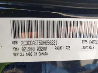 2013 Chrysler 300 with VIN 2C3CCAET5DH650221, listed as a IAAI auction lot 42071848 with 1 mi miles. Bid and sale history available at carsss.com. Image 9.